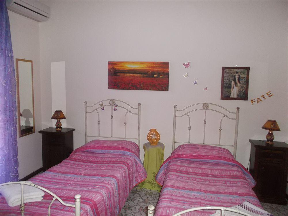 A Casa Di Marco Bed & Breakfast Catania Exterior photo