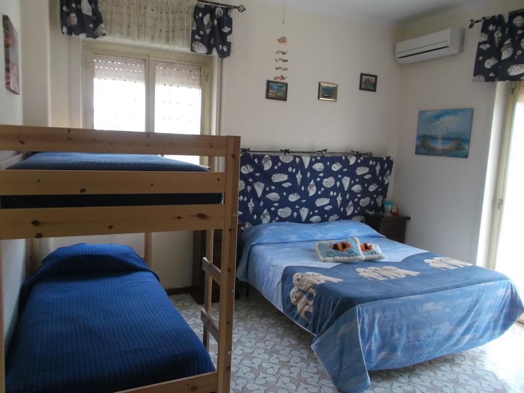 A Casa Di Marco Bed & Breakfast Catania Room photo