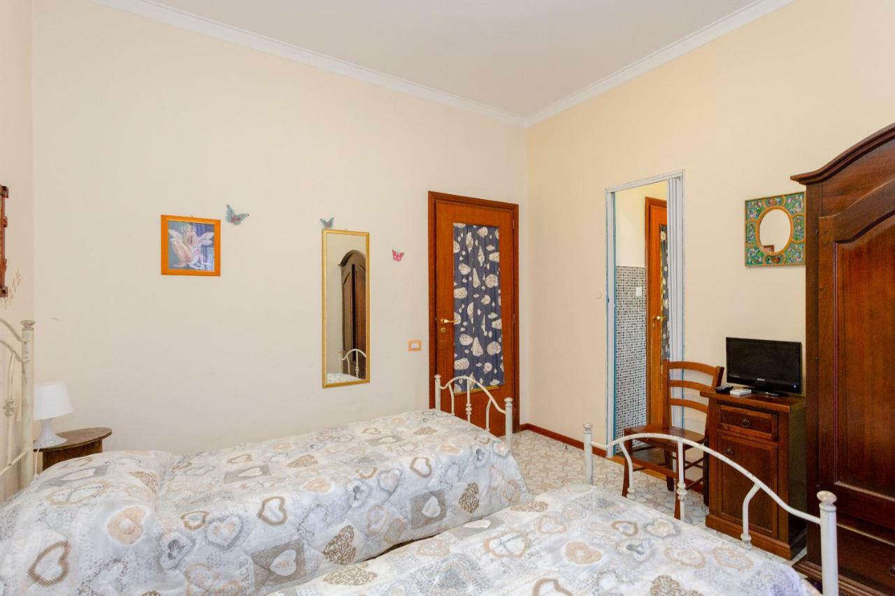 A Casa Di Marco Bed & Breakfast Catania Exterior photo